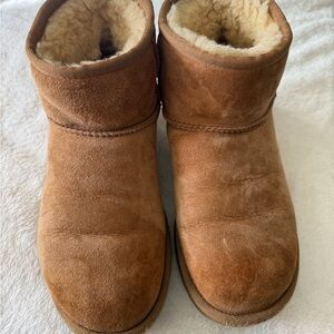 UGG Classic Tan Mini Boots size 7